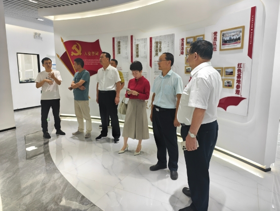 参观|郑煤机党委书记、董事长焦承尧携郑州领航企业家联盟一行莅临我司开展实地参观活动 